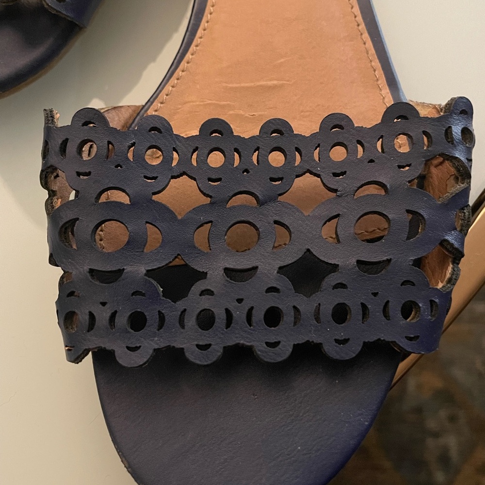 Blue sandals - Picture 2 of 6